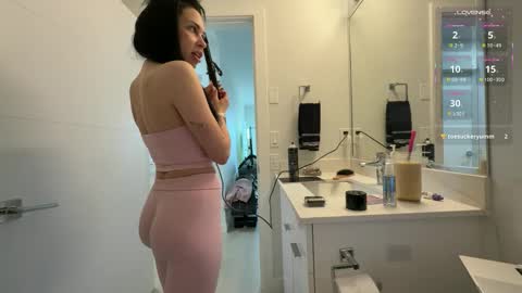 NATTY FIERROS online show from 20, 2, 2026