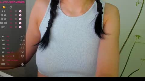 Snapshot of natural_form chatting on 26, 12, 2024 peach online show from 26, 12, 2024