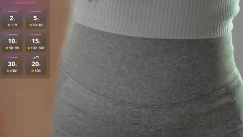 Snapshot of natural_form chatting on 5, 11, 2025 peach online show from 5, 11, 2025