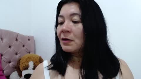 Snapshot of naturally_mature chatting on 4, 12, 2024 Sammy online show from 4, 12, 2024