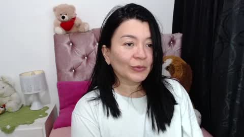 Snapshot of naturally_mature chatting on 11, 3, 2025 Sammy online show from 11, 3, 2025