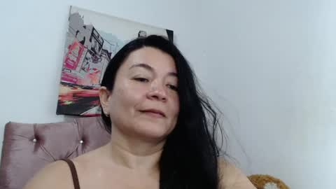Snapshot of naturally_mature chatting on 9, 5, 2026 Sammy online show from 9, 5, 2026