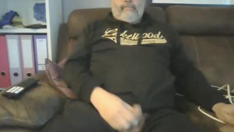 Snapshot of naturistmale45 chatting on 9, 1, 2025 naturistmale45 online show from 9, 1, 2025