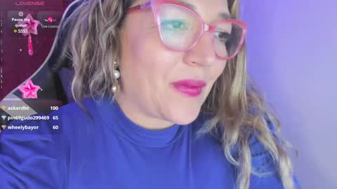 Snapshot of naty__mature_ chatting on 2, 2, 2025 Nataly online show from 2, 2, 2025