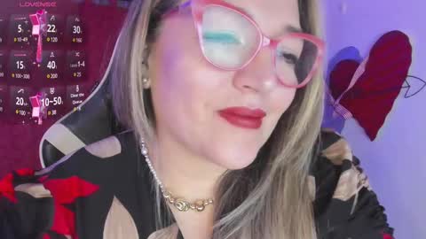 Snapshot of naty__mature_ chatting on 9, 3, 2025 Nataly online show from 9, 3, 2025