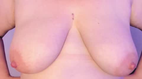 Snapshot of naty__mature_ chatting on 8, 10, 2025 Nataly online show from 8, 10, 2025