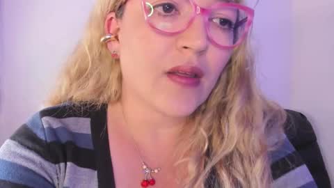 Snapshot of naty__mature_ chatting on 23, 10, 2025 Nataly online show from 23, 10, 2025