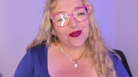 Snapshot of naty__mature_ chatting on 27, 10, 2025 Nataly online show from 27, 10, 2025