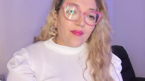 Snapshot of naty__mature_ chatting on 17, 12, 2025 Nataly online show from 17, 12, 2025