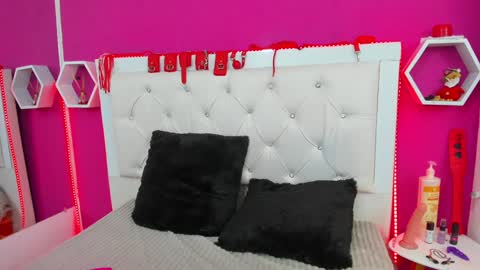 Snapshot of naty_dubois chatting on 5, 12, 2024 Naty online show from 5, 12, 2024