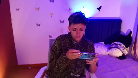 Fernanda online show from 25, 11, 2025