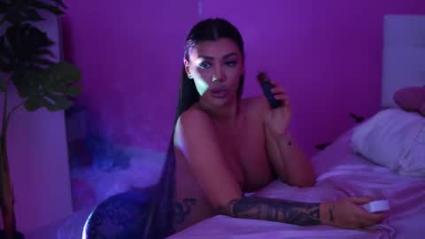 Snapshot of natydesiree chatting on 8, 3, 2025 Naty online show from 8, 3, 2025