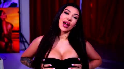 Snapshot of natydesiree chatting on 26, 11, 2025 Naty online show from 26, 11, 2025