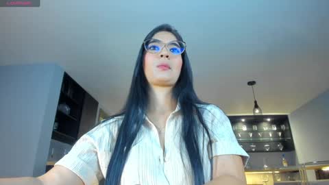 Naty Ferrer online show from 11, 1, 2025