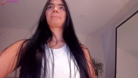 Naty Ferrer online show from 24, 1, 2025