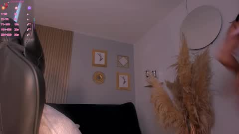 Naty Ferrer online show from 13, 9, 2025