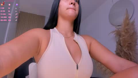 Naty Ferrer online show from 30, 9, 2025