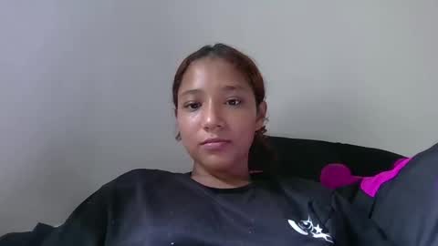 Snapshot of natzurit chatting on 29, 11, 2025 Natzu online show from 29, 11, 2025