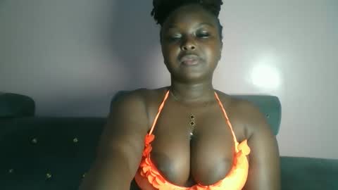 Snapshot of naughti_garlie chatting on 12, 5, 2026 naughti_garlie online show from 12, 5, 2026
