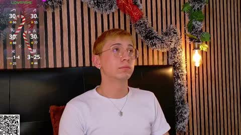 Christopher  Chris online show from 18, 12, 2024