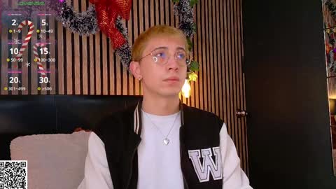 Christopher  Chris online show from 21, 12, 2024