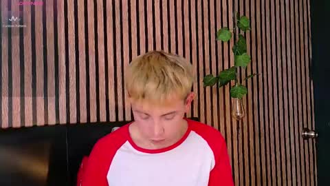 Christopher  Chris online show from 19, 2, 2025