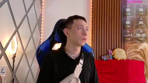 Christopher  Chris online show from 12, 9, 2025