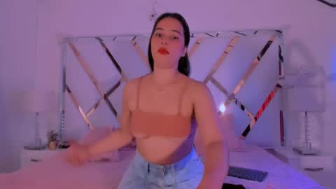 Snapshot of naughty__sara chatting on 6, 3, 2025 SARA online show from 6, 3, 2025