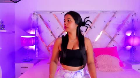 Snapshot of naughty__sara chatting on 17, 10, 2025 SARA online show from 17, 10, 2025