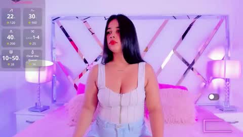 Snapshot of naughty__sara chatting on 7, 11, 2025 SARA online show from 7, 11, 2025