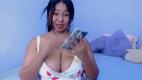 Snapshot of naughty_ariel chatting on 24, 1, 2025 Zoe online show from 24, 1, 2025