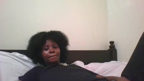 Snapshot of naughty_babe000 chatting on 6, 12, 2024 alisha online show from 6, 12, 2024