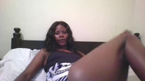 Snapshot of naughty_babe000 chatting on 6, 12, 2024 alisha online show from 6, 12, 2024