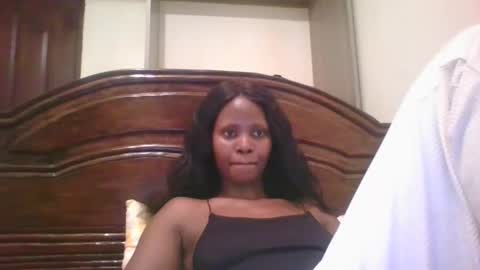 Snapshot of naughty_babe000 chatting on 11, 1, 2025 alisha online show from 11, 1, 2025