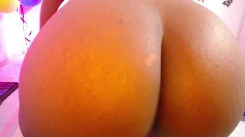 Snapshot of naughty_choko chatting on 19, 2, 2026 L I S S online show from 19, 2, 2026