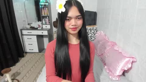 Snapshot of naughty_emmats chatting on 23, 12, 2024 emma online show from 23, 12, 2024