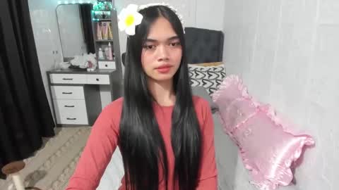 Snapshot of naughty_emmats chatting on 23, 12, 2024 emma online show from 23, 12, 2024