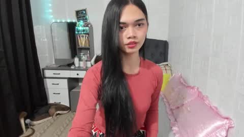 Snapshot of naughty_emmats chatting on 14, 1, 2025 emma online show from 14, 1, 2025