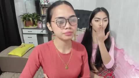 Snapshot of naughty_emmats chatting on 23, 2, 2025 emma online show from 23, 2, 2025