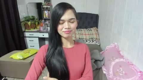 Snapshot of naughty_emmats chatting on 6, 3, 2025 emma online show from 6, 3, 2025