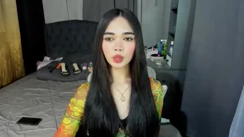 emma online show from 25, 4, 2026