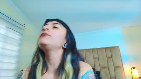 Snapshot of naughty_kittenm chatting on 4, 3, 2026 Kitten online show from 4, 3, 2026