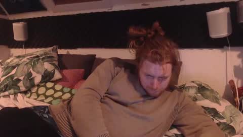 Snapshot of naughty_noisy_neighbors chatting on 31, 12, 2024 Freyja and Baldur online show from 31, 12, 2024