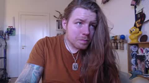 Snapshot of naughty_noisy_neighbors chatting on 25, 1, 2025 Freyja and Baldur online show from 25, 1, 2025