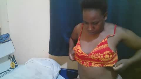 Snapshot of naughty_slender2 chatting on 29, 10, 2025 jn online show from 29, 10, 2025