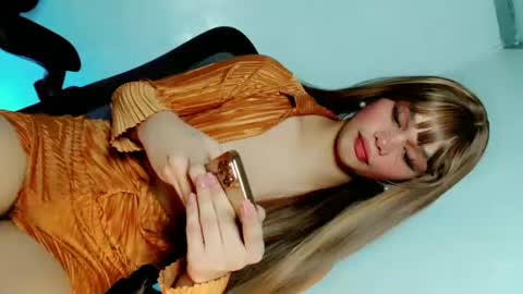 bella online show from 22, 1, 2025