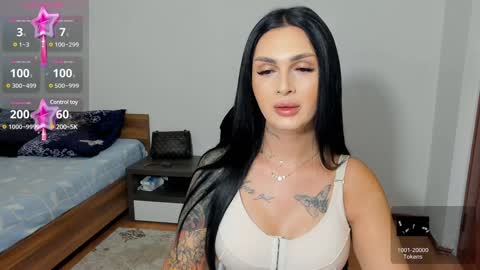 Snapshot of naughtycleo chatting on 2, 12, 2024 cleo online show from 2, 12, 2024