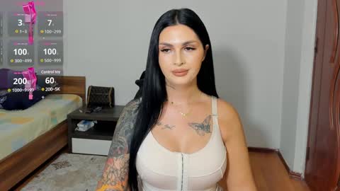 Snapshot of naughtycleo chatting on 4, 12, 2024 cleo online show from 4, 12, 2024