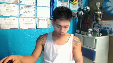 naughtyfuck_boy online show from 20, 10, 2025