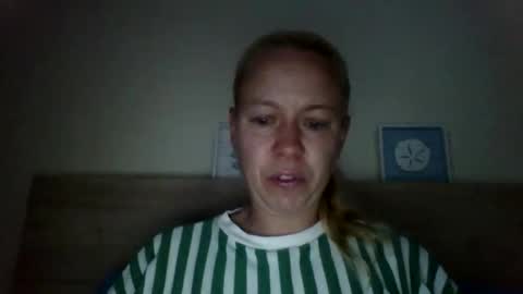 Snapshot of naughtyjennyblondeuk chatting on 17, 4, 2026 naughtyjennyblondeuk online show from 17, 4, 2026